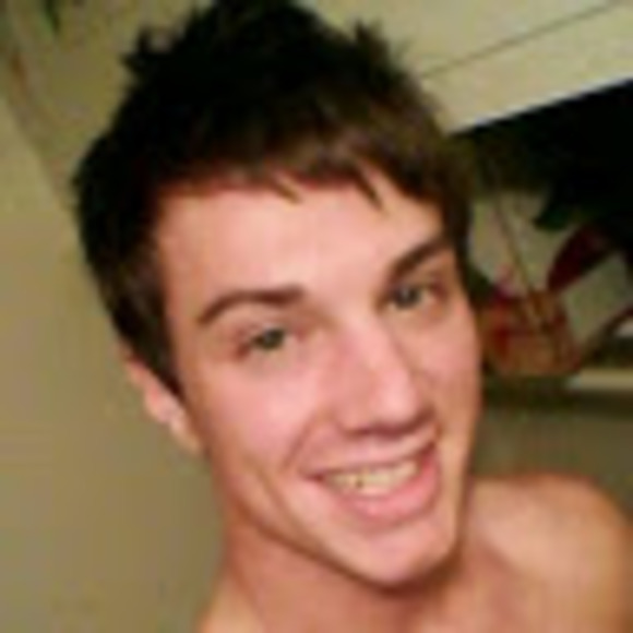 Profile Picture of Matt Underwood (@tweak135) on Poshmark
