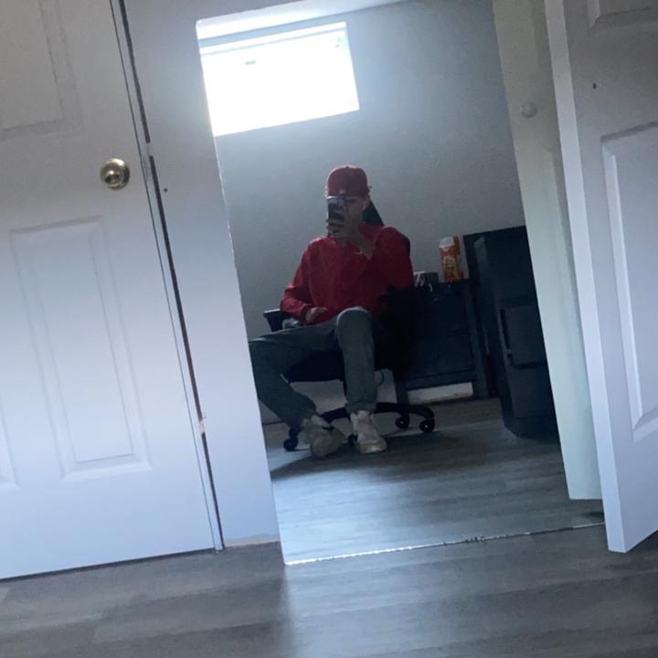 Profile Picture of jason (@jasonhamell) on Tiktok
