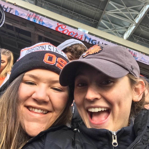 Profile Picture of Alyssa Schroeder (@schroederalyss) on Poshmark