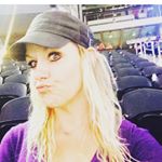 Profile Picture of Robin Eifert (@sparkles_e13) on Instagram