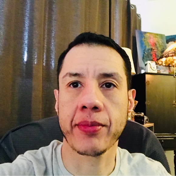 Profile Picture of Lexington Sherbin (@thesherb) on Poshmark