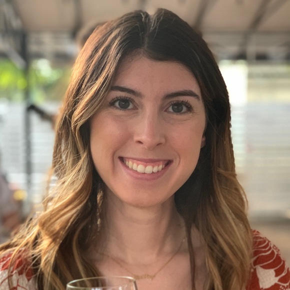 Profile Picture of Jessica Gerdisch (@jessmitchell912) on Poshmark