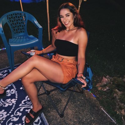 Profile Picture of Brenna Jade Bell 🌻 (@Brenna_jade04) on Twitter