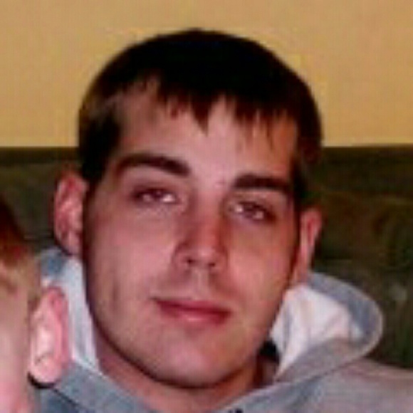 Profile Picture of James Skinner (@jace83) on Poshmark