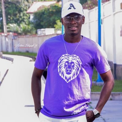 Profile Picture of Pharm.Simbo Anjorin (@prof_ajay28) on Twitter