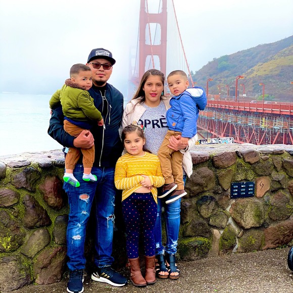 Profile Picture of Mario alvarado Dilsia ramos (@mariodelicia14) on Poshmark