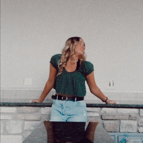 Profile Picture of Ray Ray (@rayray2260) on Poshmark