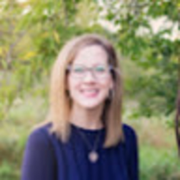 Profile Picture of Kimberly Munson (@kimberlymunson) on Poshmark