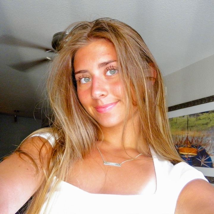 Profile Picture of jos (@__josierose) on Tiktok