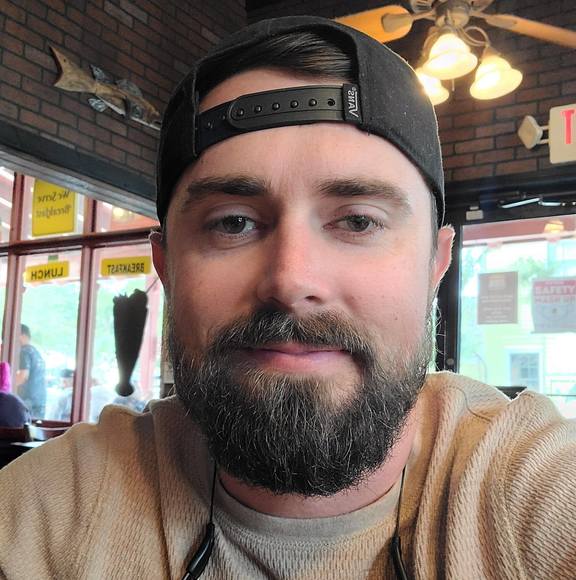 Profile Picture of Justen Siple (@justensiple) on Poshmark