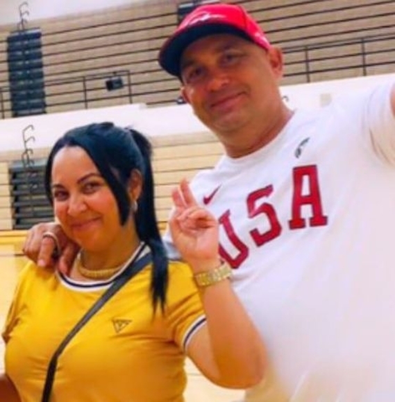 Profile Picture of Kenia Rojas (@yanrachel79) on Poshmark