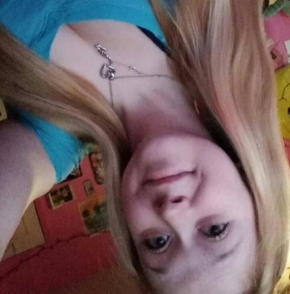 Profile Picture of Britny Reinhart (@britnynance) on Poshmark