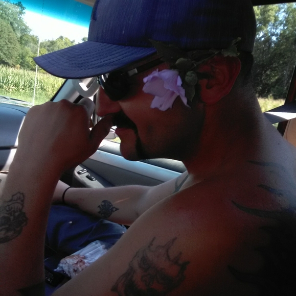 Profile Picture of Tim Long (@timlong309) on Poshmark