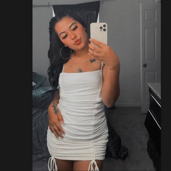 Profile Picture of Gaby Rivera (@gabyrivera861) on Poshmark