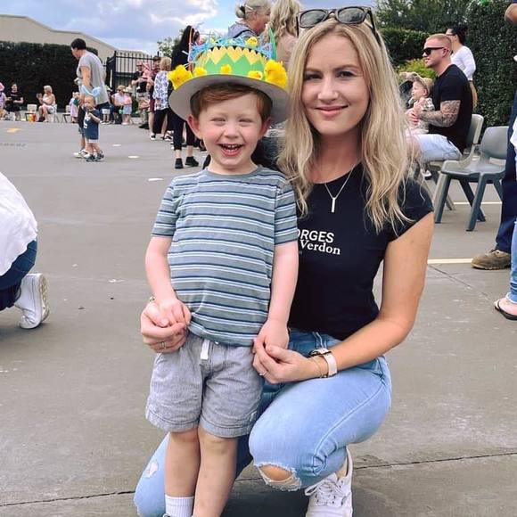 Profile Picture of Chloé Proctor (@cpro0849) on Poshmark