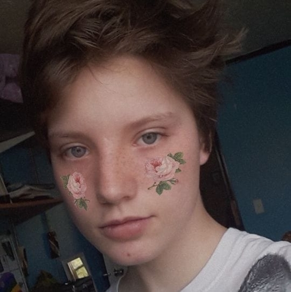 Profile Picture of Rose Easterling (@roseeasterling) on Poshmark