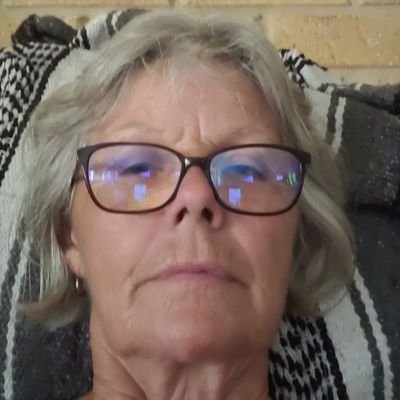 Profile Picture of Shelley Seaton (@ShelleySeaton1) on Twitter