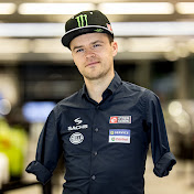 Profile Picture of Bartosz Ostałowski (@BartoszOstalowski) on Youtube