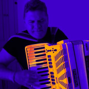 Profile Picture of Luis Espindola (@luisespindola) on Myspace