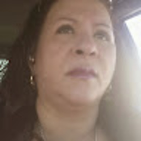 Profile Picture of Doris Restrepo (@dorisr1558) on Poshmark