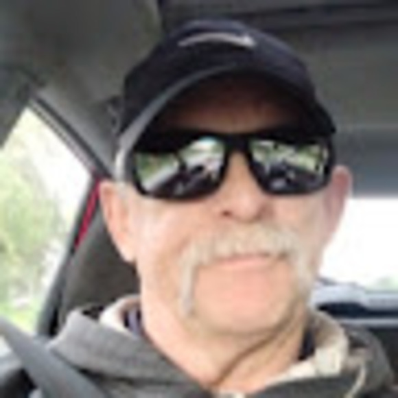 Profile Picture of Jeff Brownell (@jeff_brownell19) on Poshmark