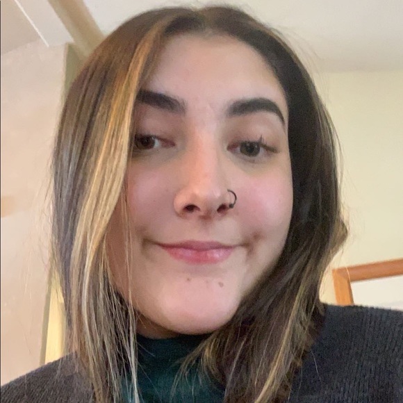 Profile Picture of Morgan Routt (@morganroutt) on Poshmark