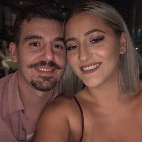 Profile Picture of Genci Papraniku (@gencipapraniku) on Poshmark