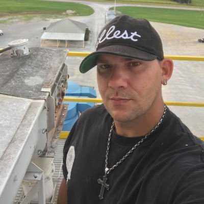 Profile Picture of Travis Quigley (@travis36701) on Twitter