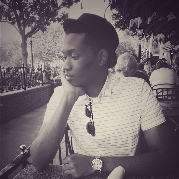 Profile Picture of Loren Brown (@halfmusician) on Poshmark