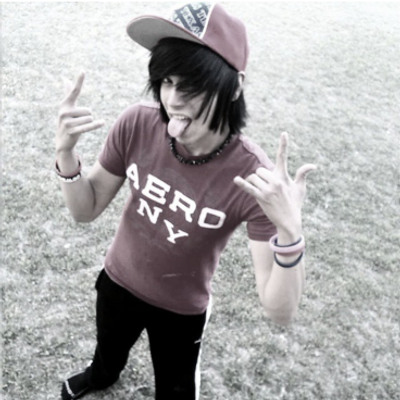 Profile Picture of Dylan Sky Madsen (@madsen_sky) on Twitter