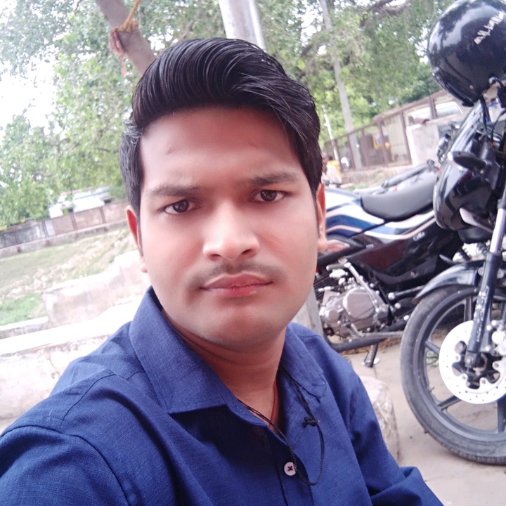 Profile Picture of anshuman gupta (@anshumanvns0gmail) on Tiktok