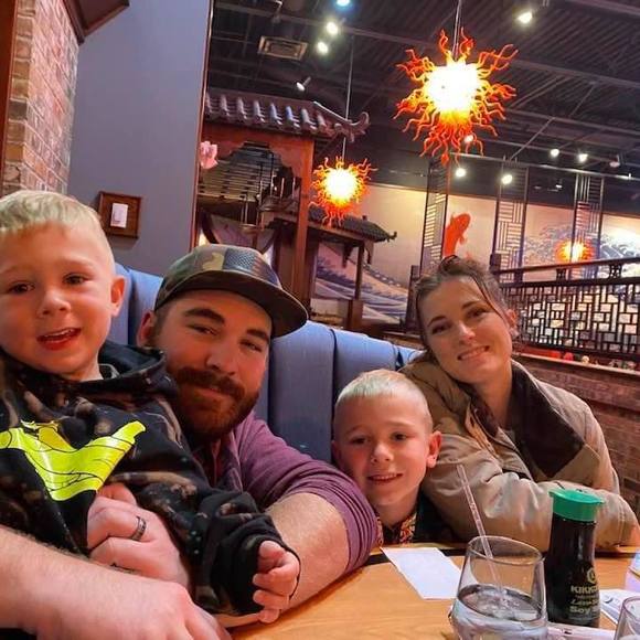 Profile Picture of Pazely Lukacsffi (@pazeant68) on Poshmark