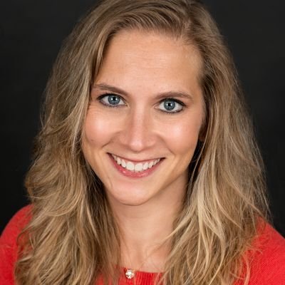 Profile Picture of Laura Daniels (@LauraDanielsDJ) on Twitter