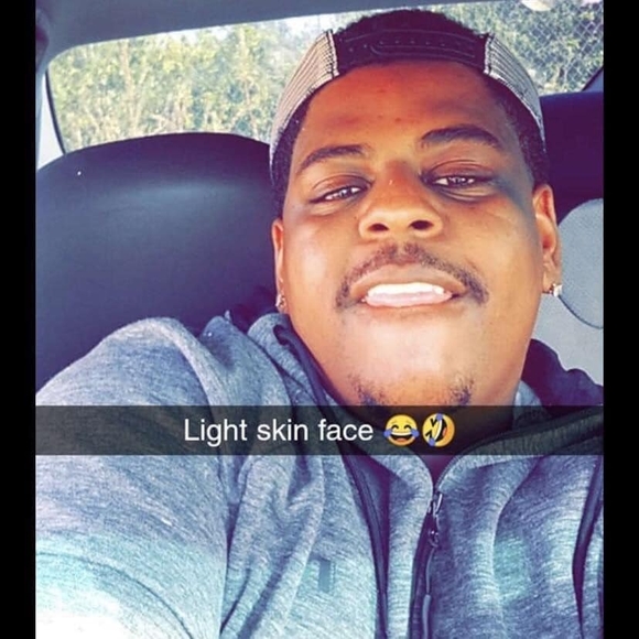Profile Picture of Floyd Hayden (@kvngdrip94) on Poshmark