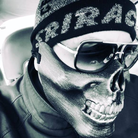 Profile Picture of Daniel Dawson (@dandawson) on Poshmark