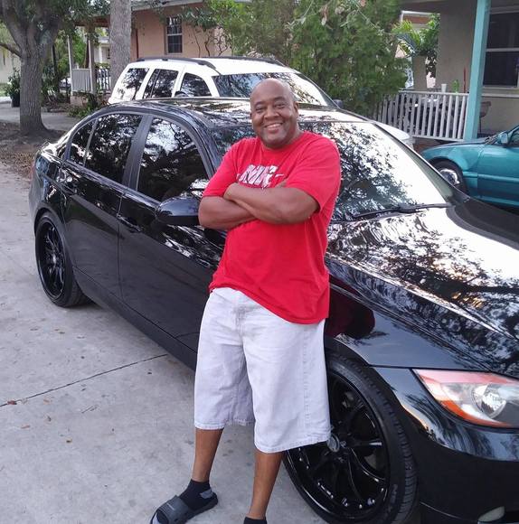 Profile Picture of Vernon Hagins (@fastbygas) on Poshmark