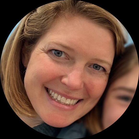 Profile Picture of Sarah Mironchuk (@smironchuk) on Poshmark