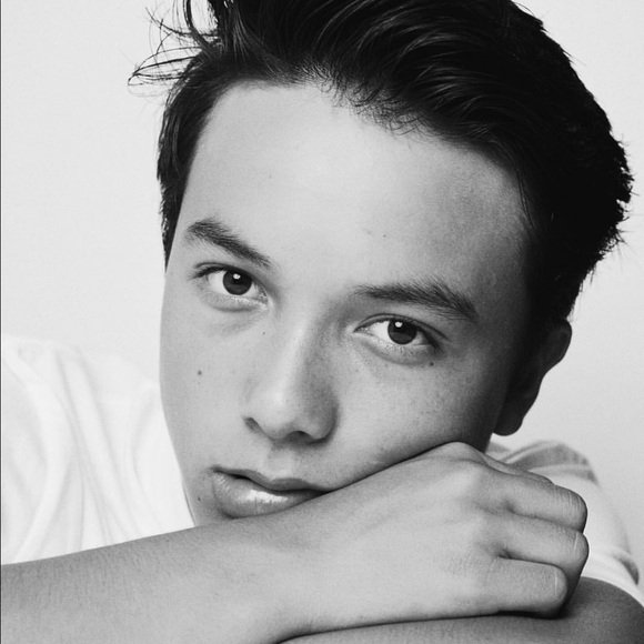 Profile Picture of Nathan Bunnell (@naytestuff) on Poshmark