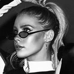 Profile Picture of Lily Louisa Field 🐷 (@lilylouisafield) on Instagram