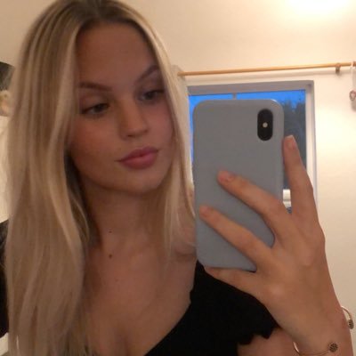 Profile Picture of Shannon G (@_ShannonDee) on Twitter