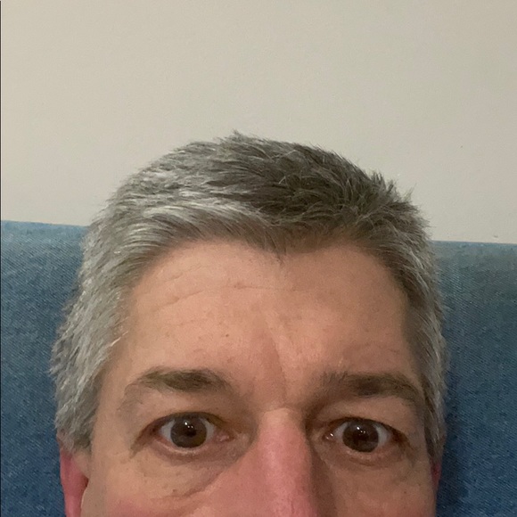 Profile Picture of Tom Schneider (@tomschne) on Poshmark