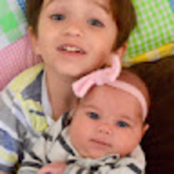 Profile Picture of Alece Gallop (@alecegallop) on Poshmark