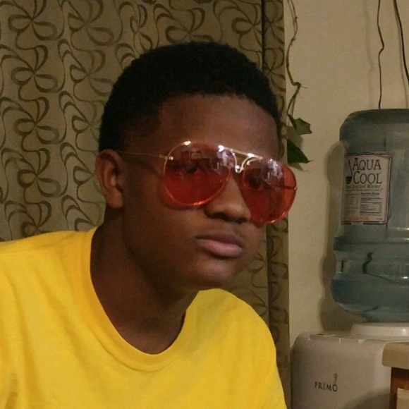 Profile Picture of Curtis Hunter (@curtis09) on Poshmark