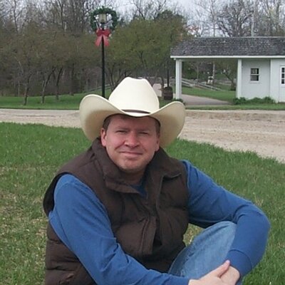 Profile Picture of Jon Rosenberger (@wile1coyote) on Twitter