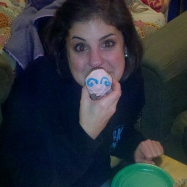 Profile Picture of Robin Farber (@likedabird) on Twitter