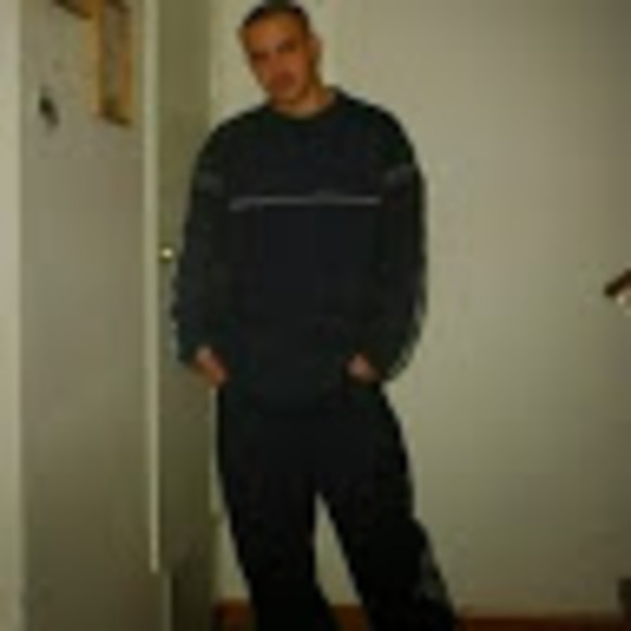 Profile Picture of Shawn Rosenthal (@icedragon1977) on Poshmark