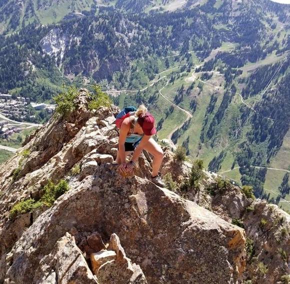 Profile Picture of Courtney Getman (@cpg1465) on Poshmark