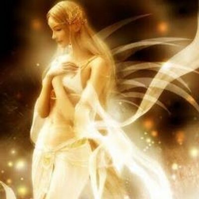 Profile Picture of Lorena Salinas Aguir (@lorenasalinas21) on Twitter