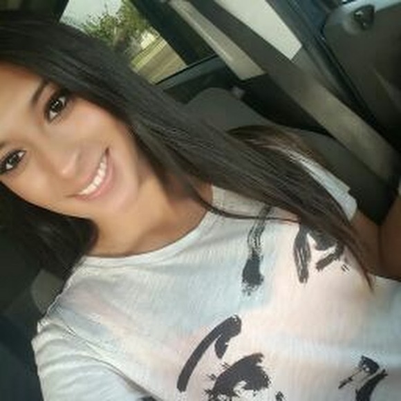 Profile Picture of Brianna Navarrete (@briemode4) on Poshmark