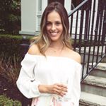 Profile Picture of i am claire dennis (@claireeedennis) on Instagram